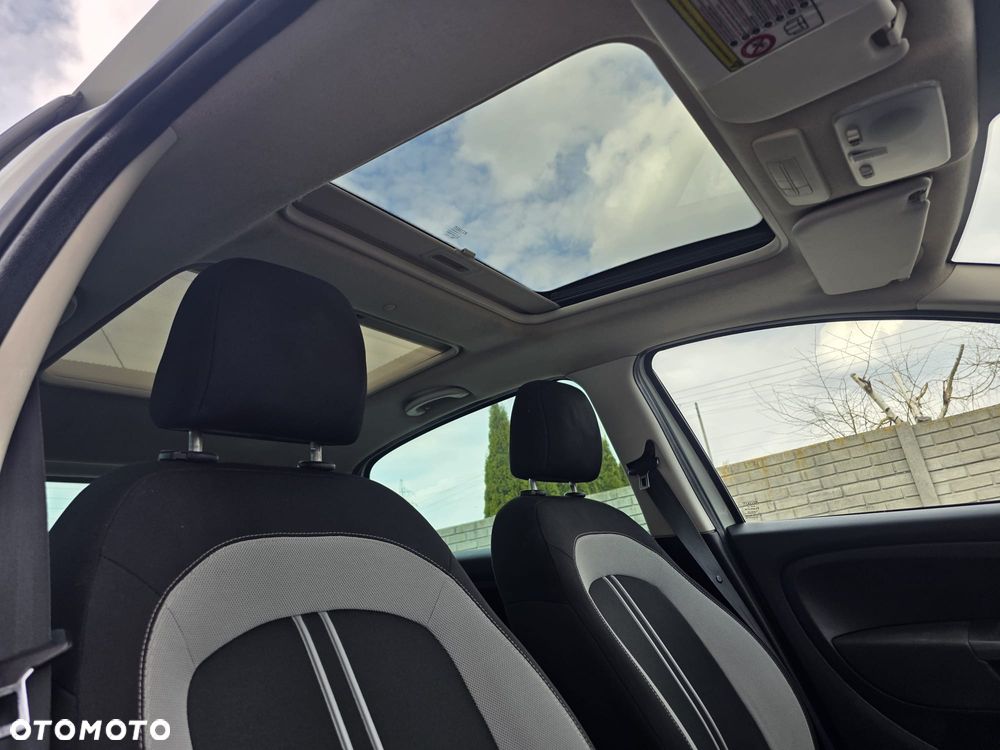 Fiat Grande Punto 1.4 8V Emotion - 28