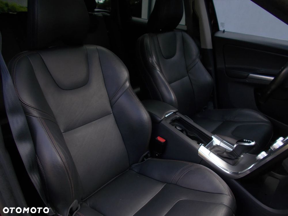 Volvo XC 60 T5 Inscription - 8