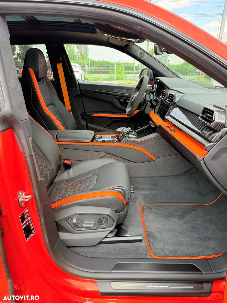 Lamborghini URUS - 17