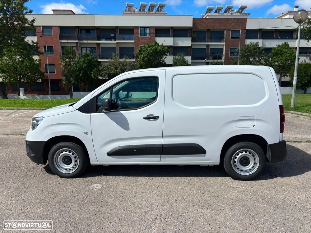 Opel Combo 1.5 CDTi 102cv L1H1 ENJOY - AC - IVA DEDUTÍVEL - 21
