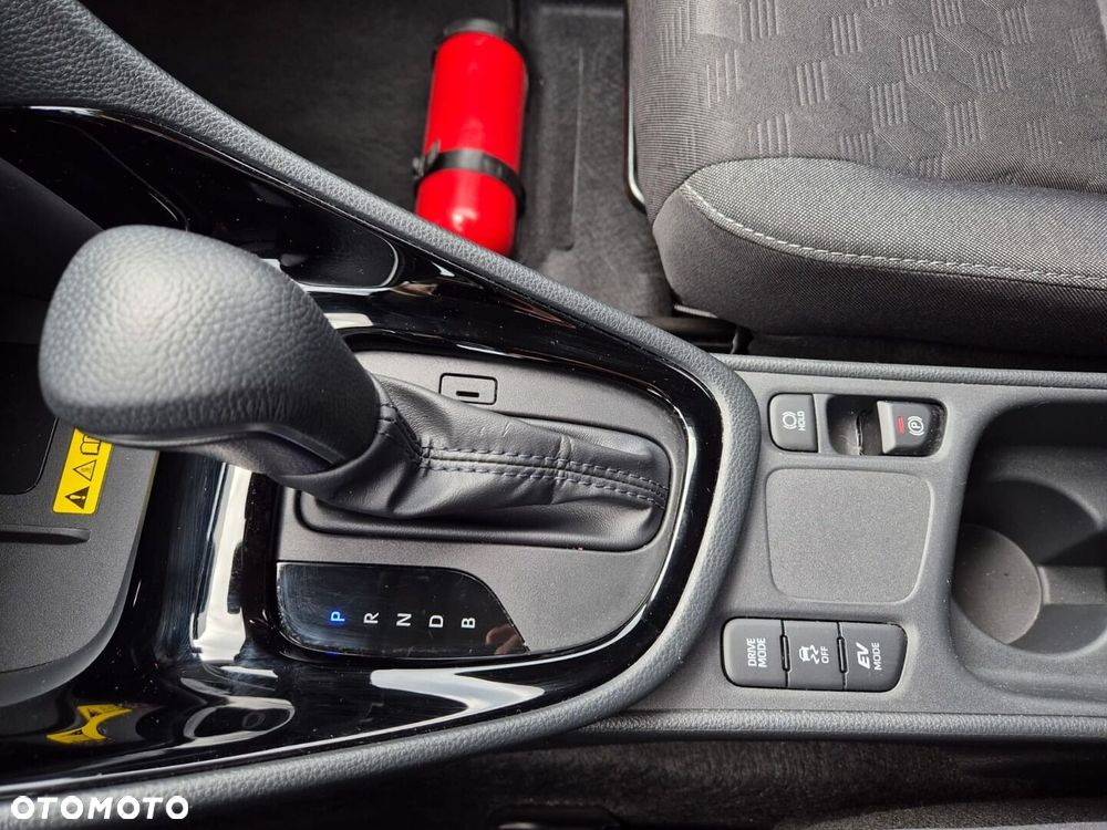 Toyota Yaris Hybrid 1.5 Style - 24