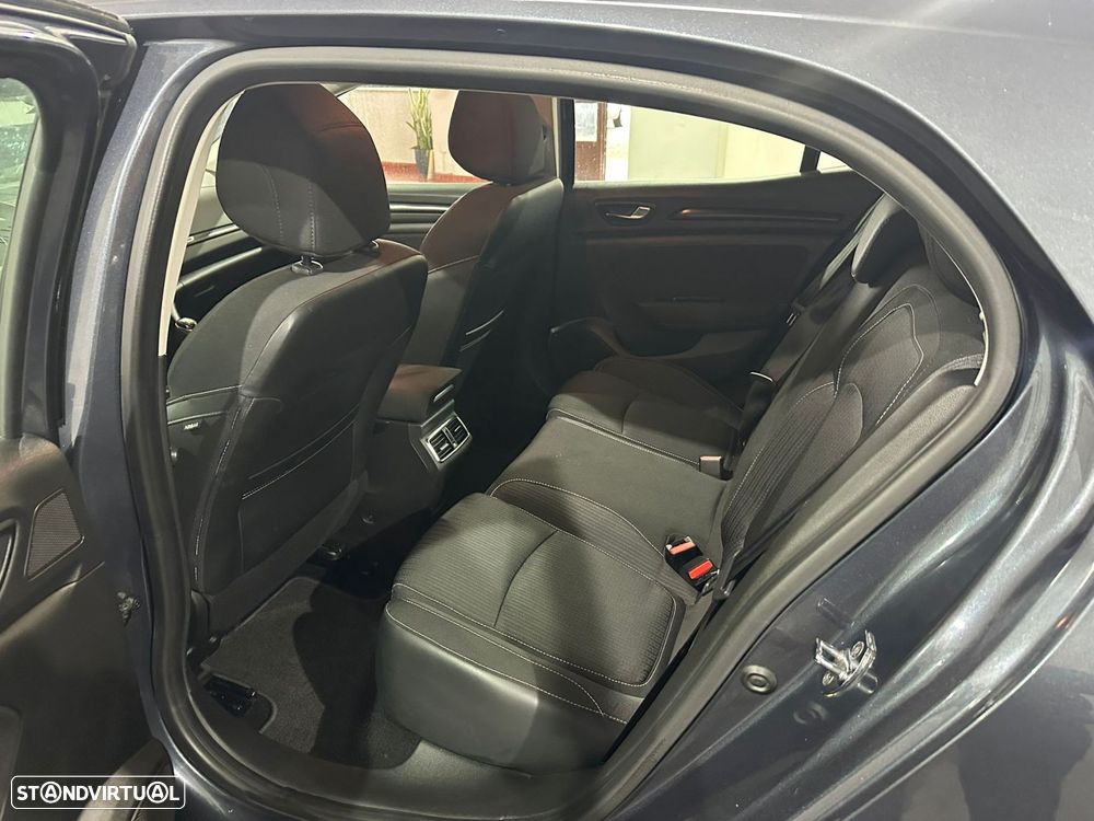 Renault Mégane 1.5 Blue dCi GT Line - 17