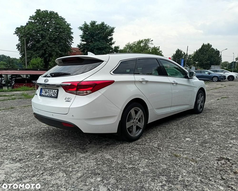Hyundai i40 Kombi blue 1.6 CRDi Space - 12
