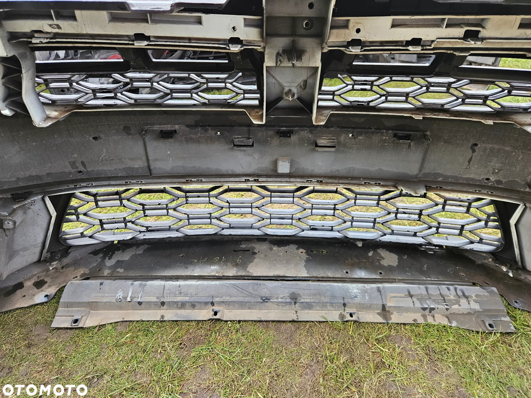 ZDERZAK PRZÓD DACIA SANDERO STEPWAY II LIFT 16R - 20