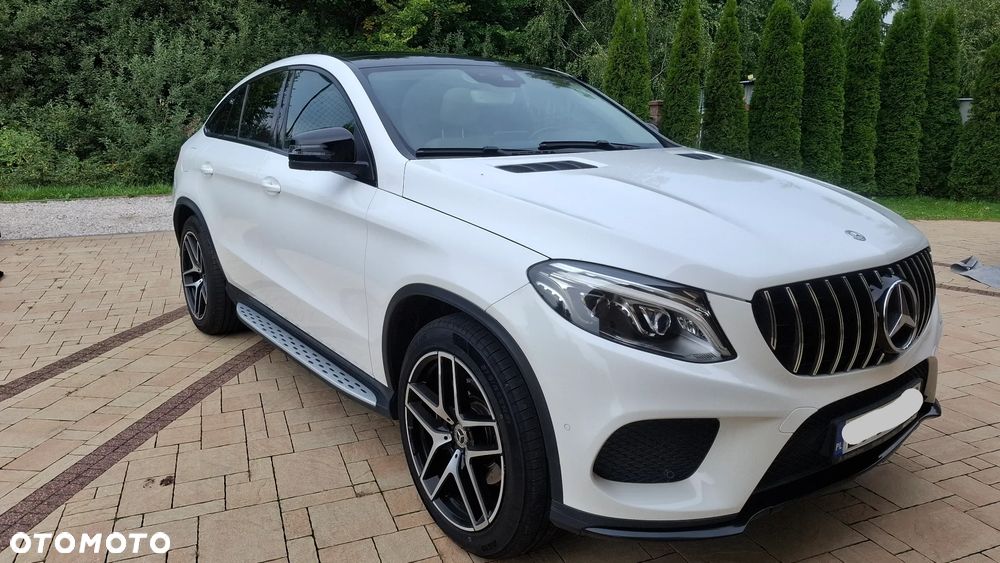 Mercedes-Benz GLE 350 d 4Matic 9G-TRONIC AMG Line - 11