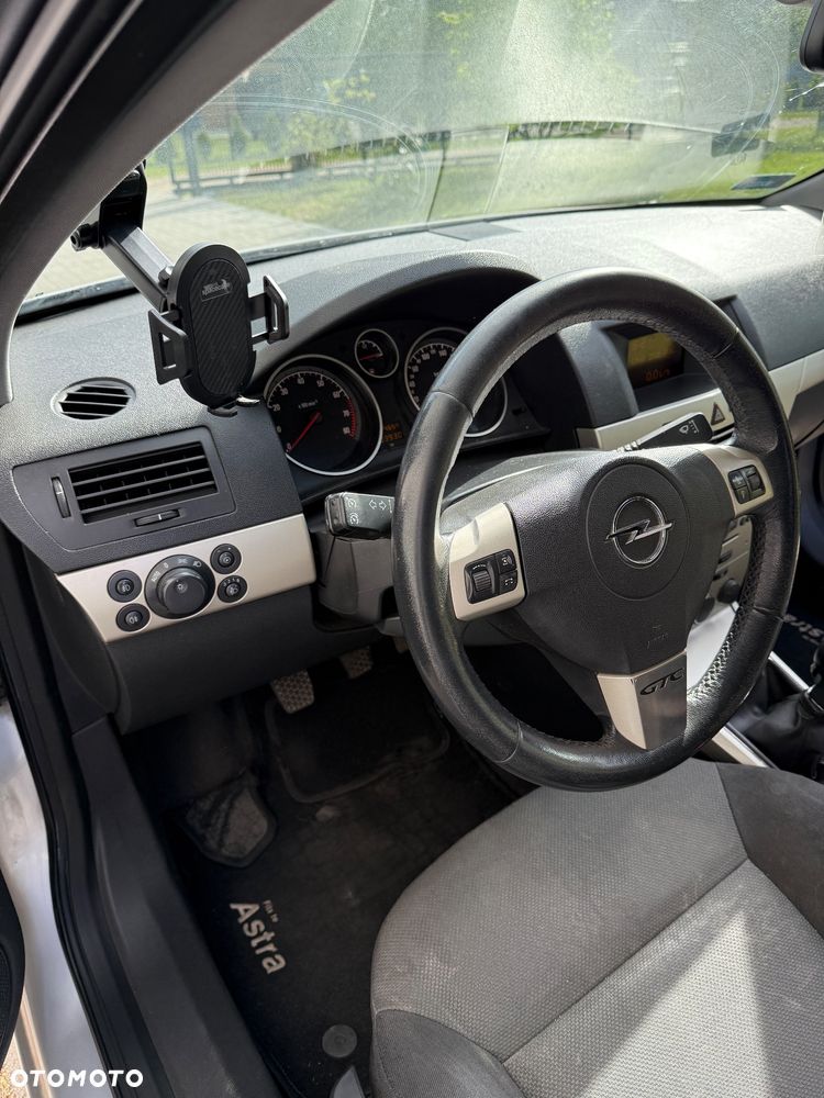 Opel Astra - 18