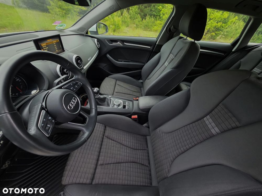 Audi A3 Sportback 1.5 TFSI cylinder on demand sport - 9