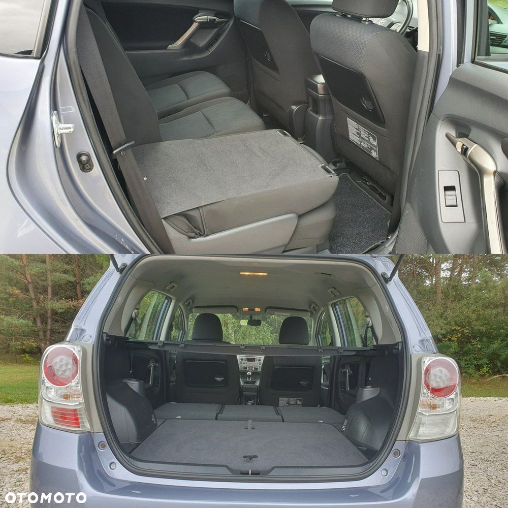 Toyota Verso - 32