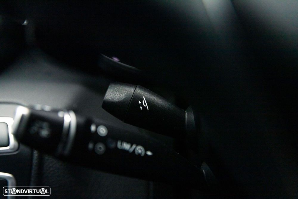 Mercedes-Benz GLC 350 e 4Matic 7G-TRONIC - 33