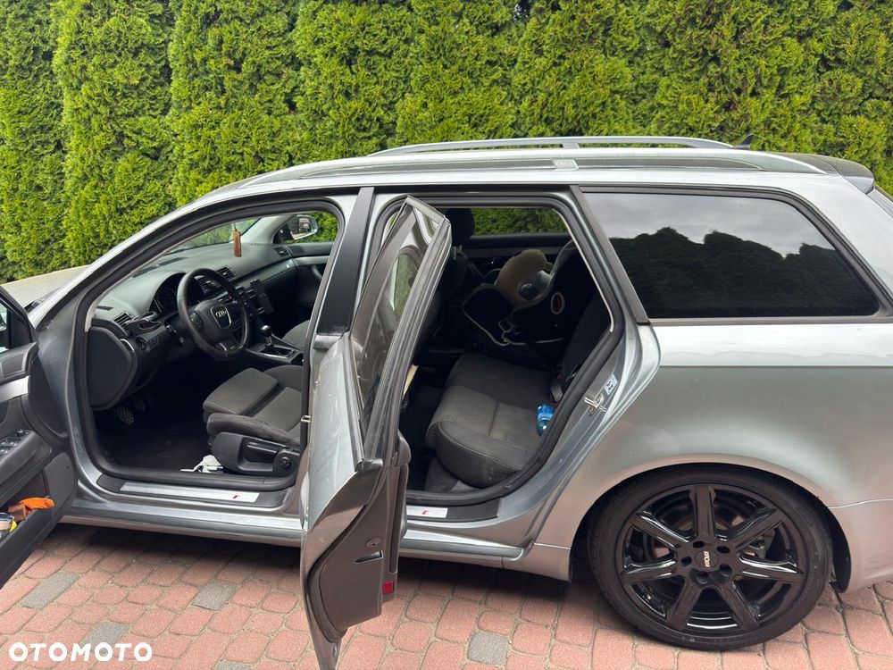Audi A4 Avant 2.7 TDI DPF - 12