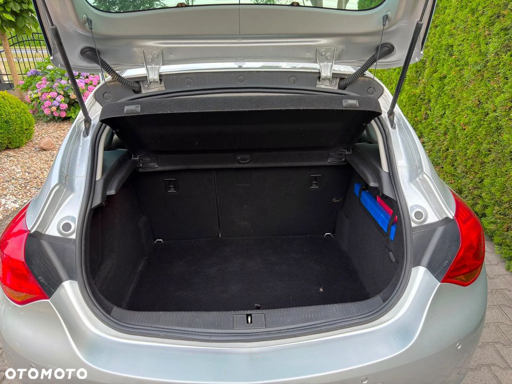 Opel Astra 1.6 - 17