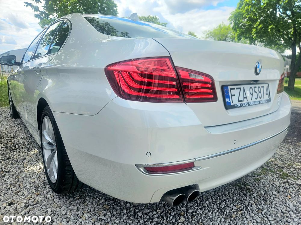 BMW Seria 5 520d Luxury Line - 11