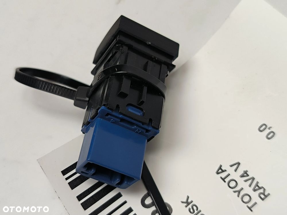 Przyciski przełączniki do do Toyota RAV4 V 2,5 Hybryda 2019 - 31