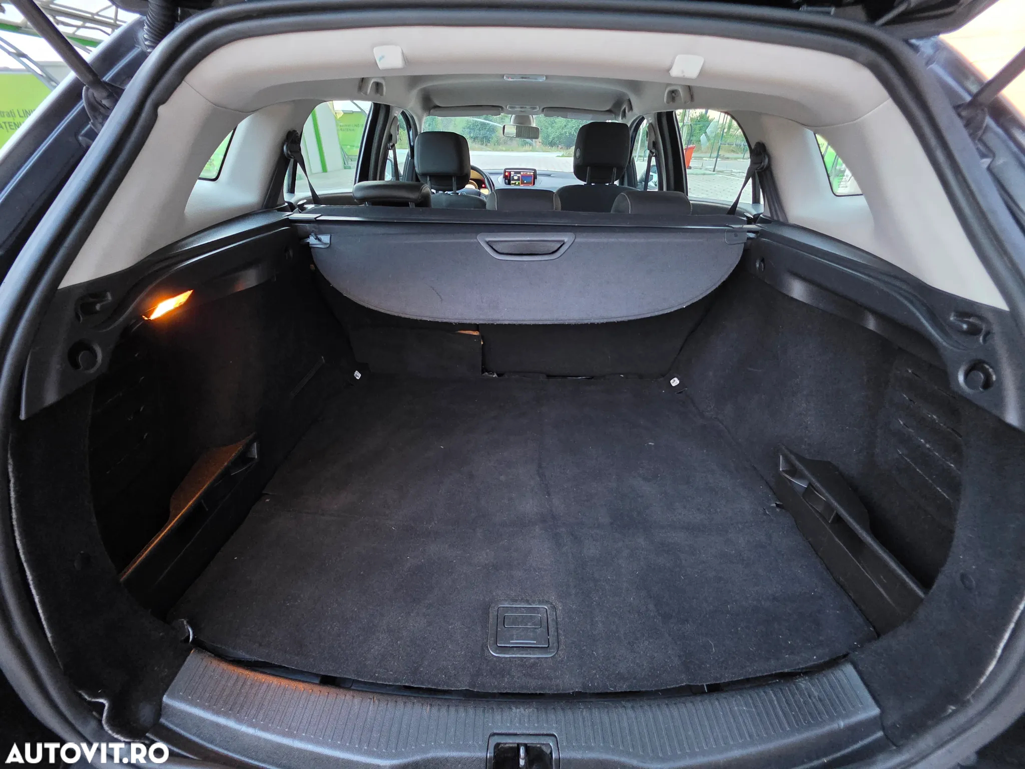 Renault Megane ENERGY dCi 130 INTENS - 16