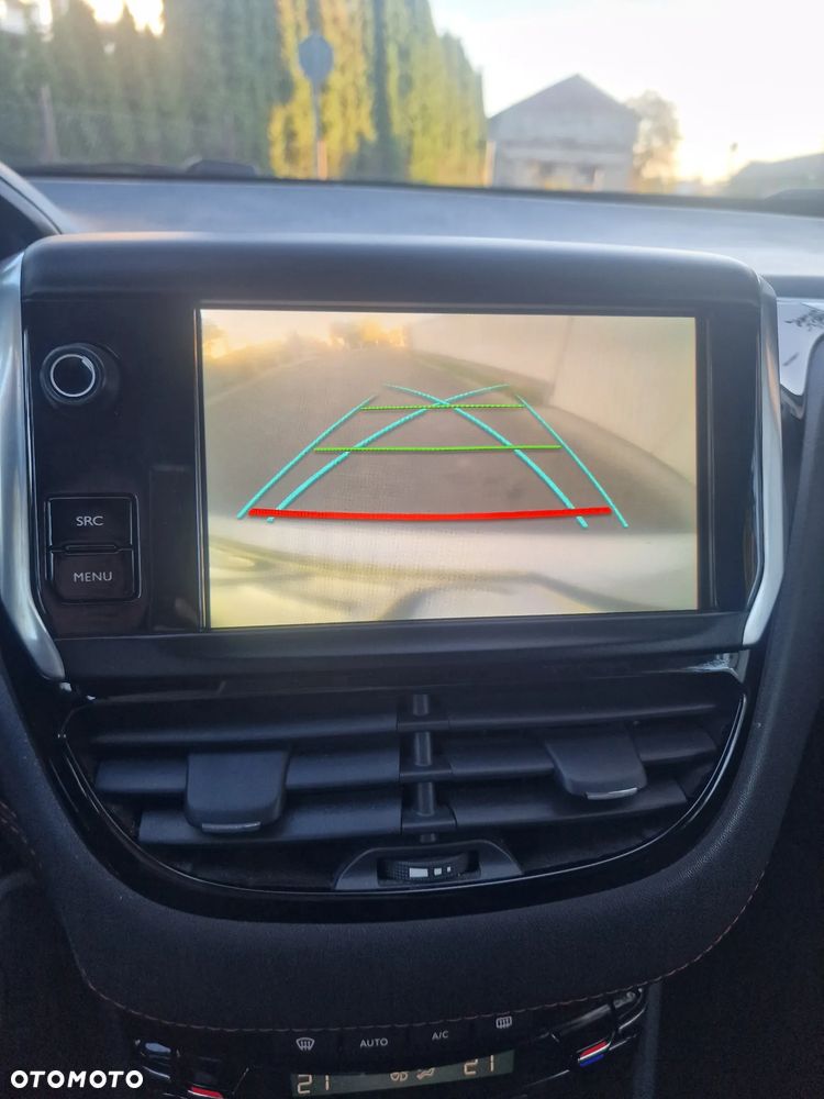 Peugeot 208 THP STOP & START GTi by Sport - 33