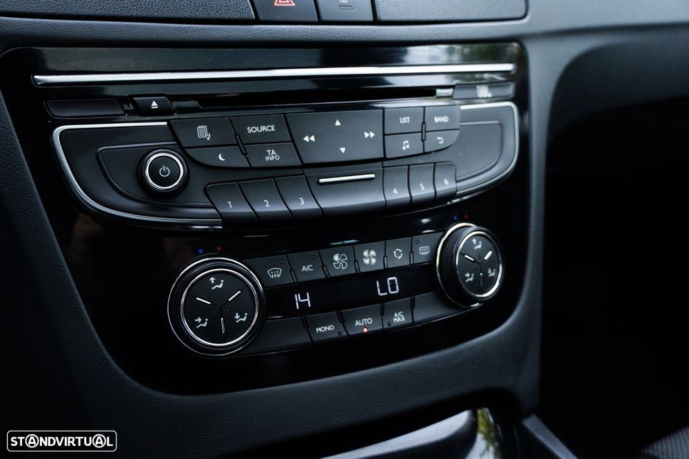 Peugeot 508 RXH 2.0 HDi Hybrid4 2-Tronic - 23