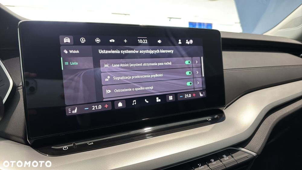 Skoda Octavia 1.5 TSI mHEV Selection DSG - 23