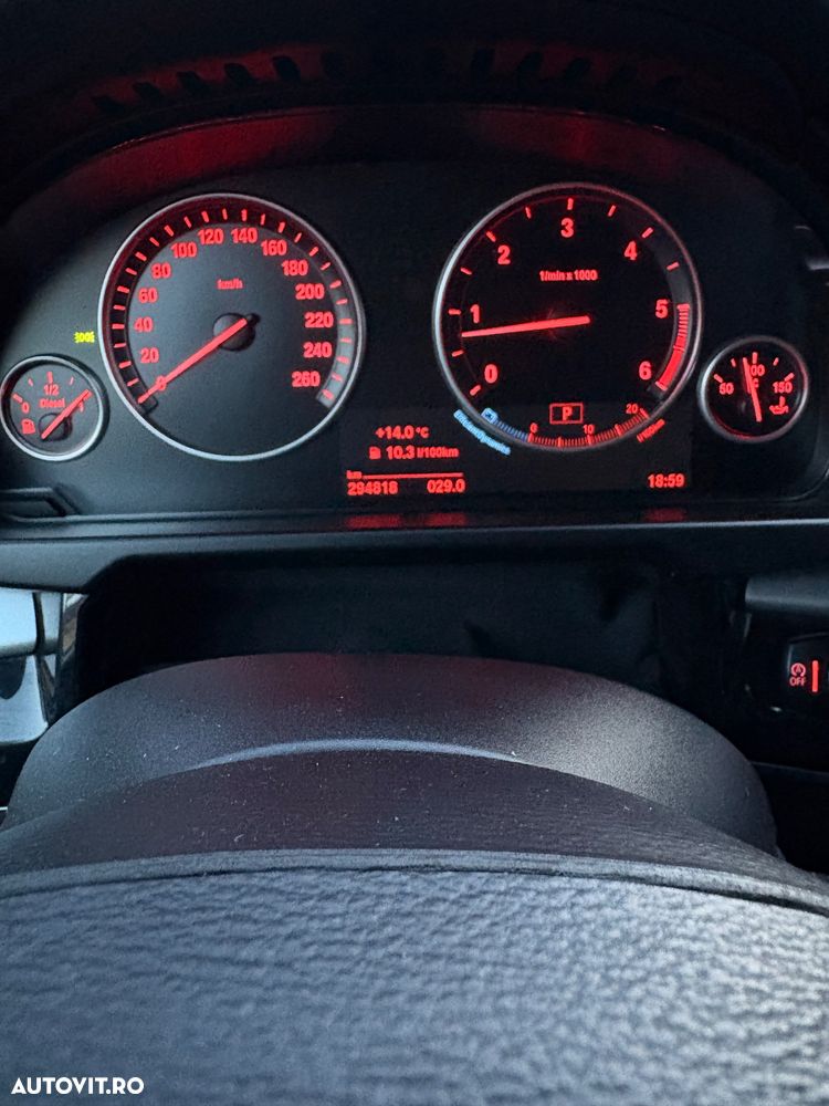 BMW X5 xDrive30d - 10