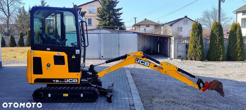 JCB JCB 19 C -1 ful opcja najbogatsza jak nowa mini koparka sprowadzona 8020 1 wł 8018 okazja 16 - 26
