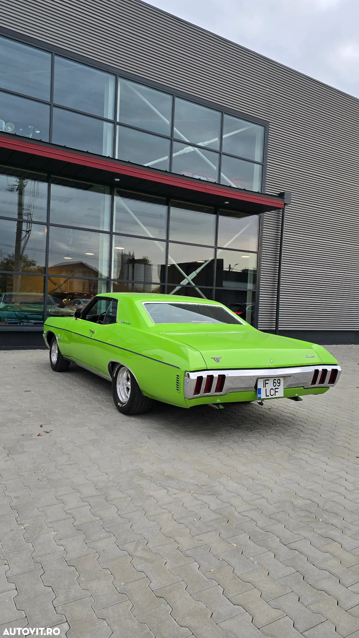 Chevrolet Impala - 9