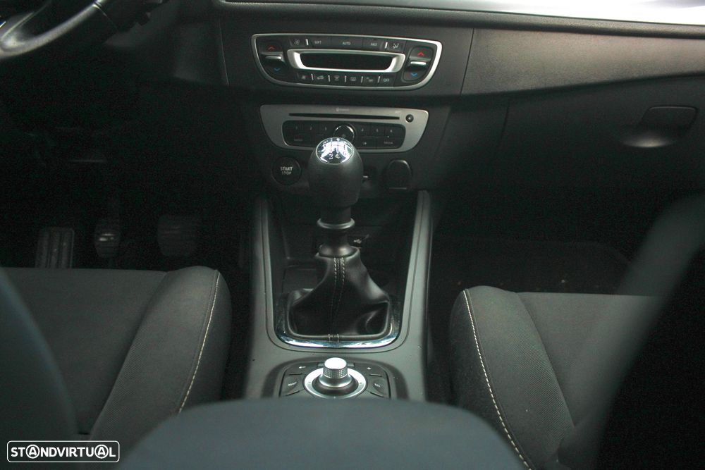 Renault Mégane Sport Tourer 1.5 dCi Limited - 15