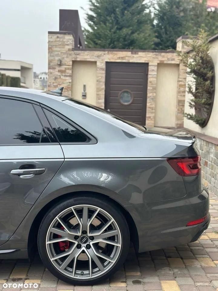 Audi A4 Limousine 2.0 TFSI quattro S tronic design - 6