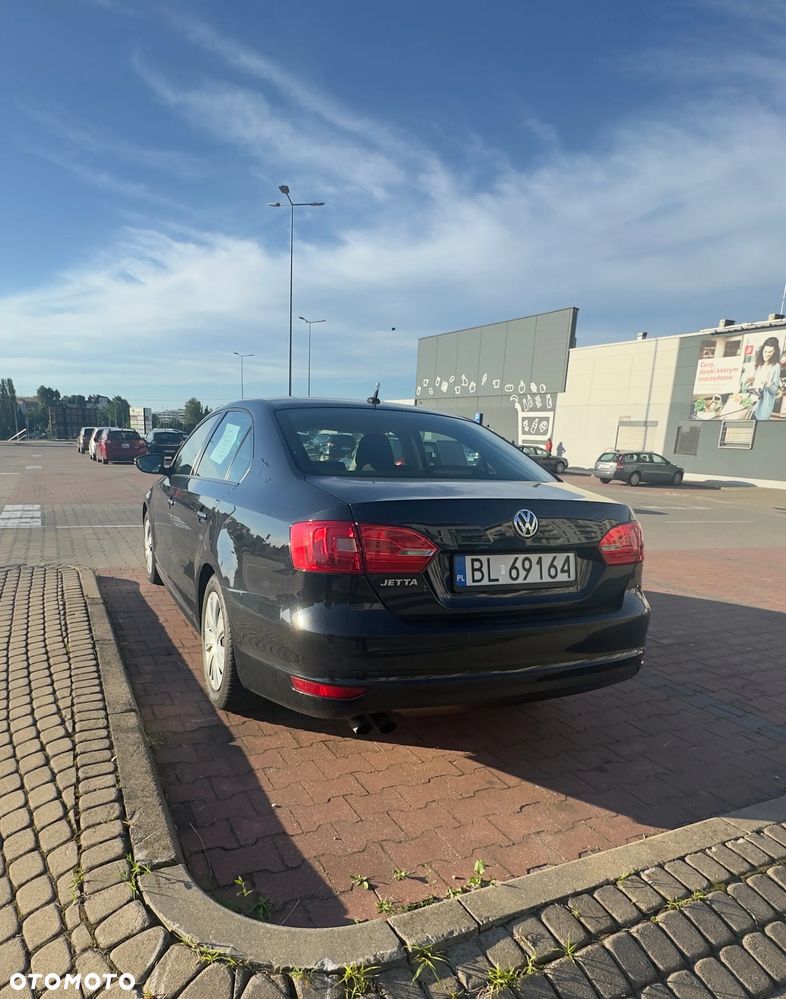 Volkswagen Jetta 1.4 TSI Trendline - 4