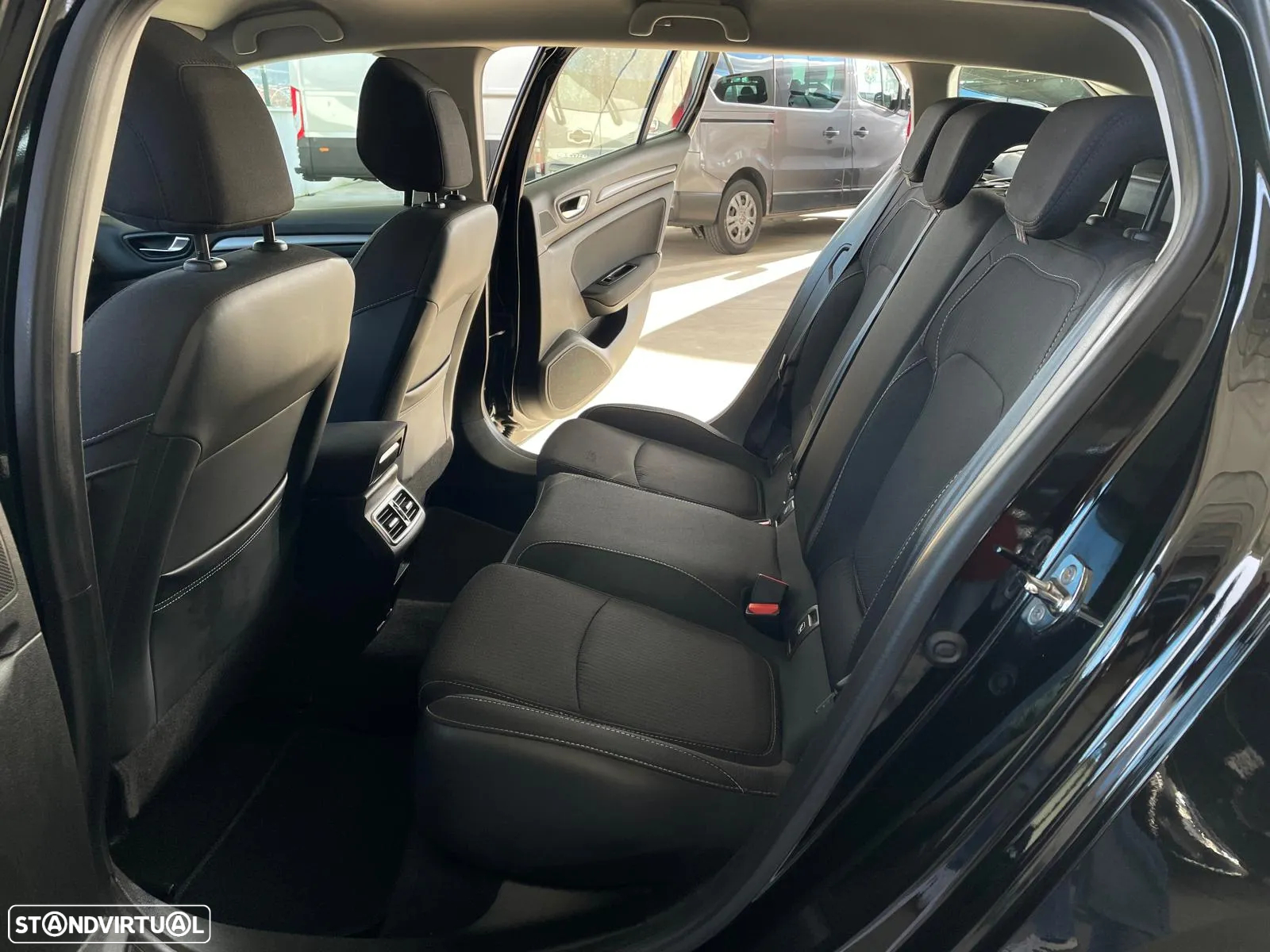 Renault Mégane Sport Tourer 1.5 Blue dCi Techno EDC - 37