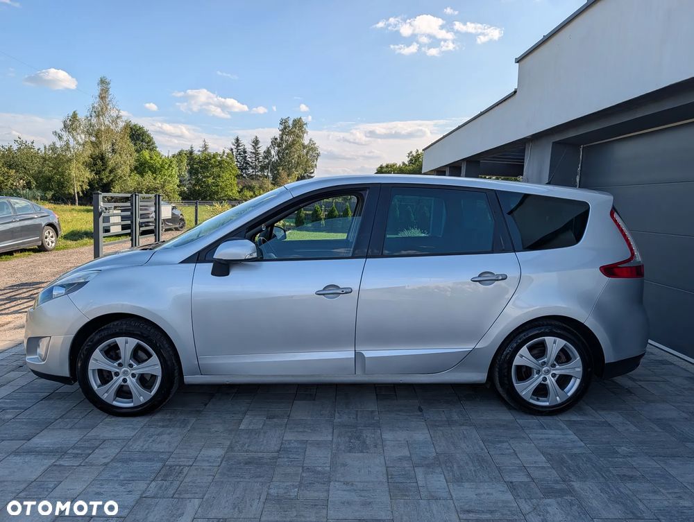 Renault Grand Scenic 1.6 16V Authentique - 4