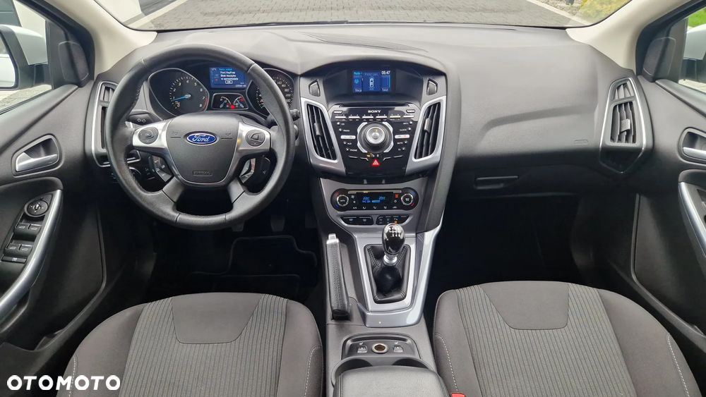 Ford Focus 1.6 EcoBoost Start-Stopp-System Titanium - 6