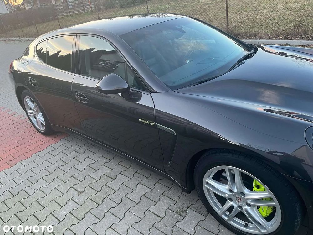 Porsche Panamera - 5