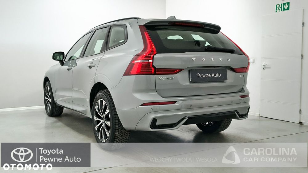 Volvo XC 60 B4 D AWD Plus Dark - 3