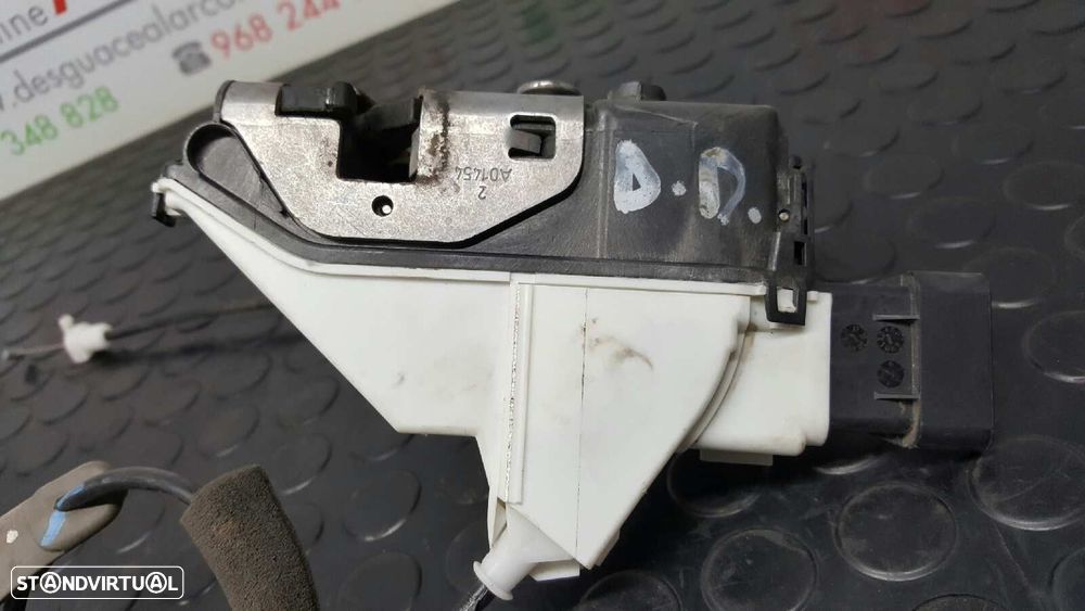 FECHADURA PORTA FRENTE DIREITA CITROEN C3 1.2 12V E-VTI - 3