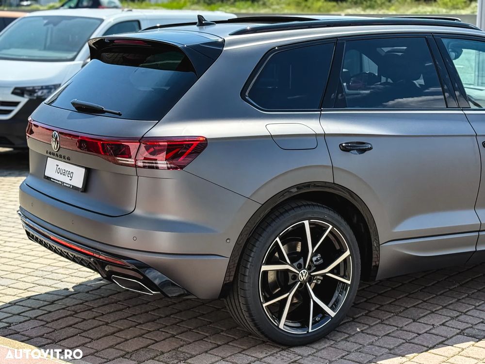 Volkswagen Touareg V6 TDI 4MOTION R-Line - 29