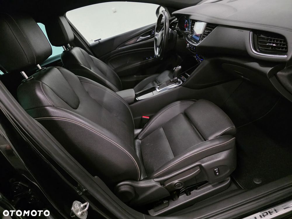 Opel Insignia 2.0 BiTurbo 4x4 Exclusive - 14