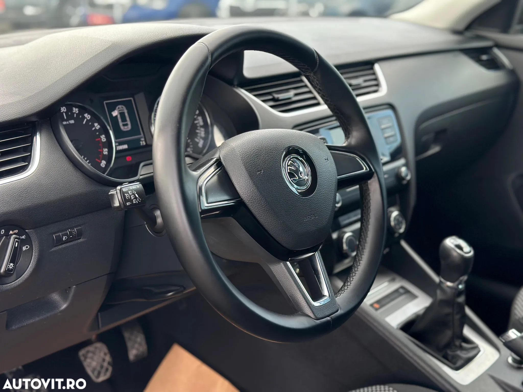 Skoda Octavia 1.6 TDI 4x4 Style - 12