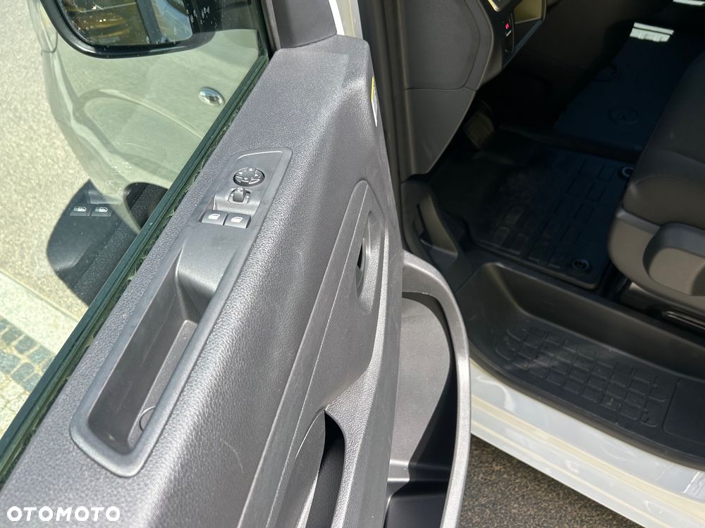 Opel Vivaro - 14