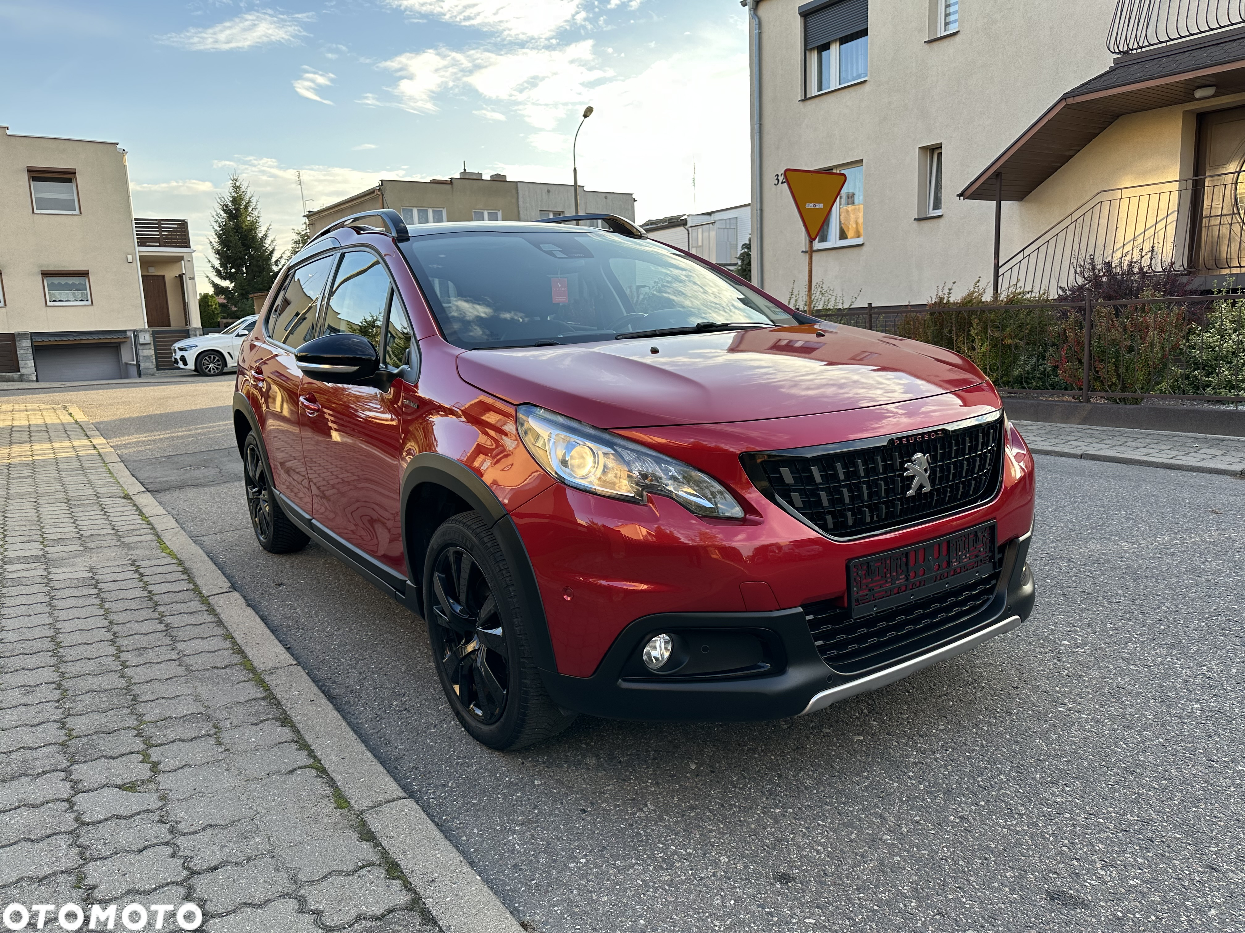 Peugeot 2008 PureTech 110 Stop&Start GT-Line Edition - 6