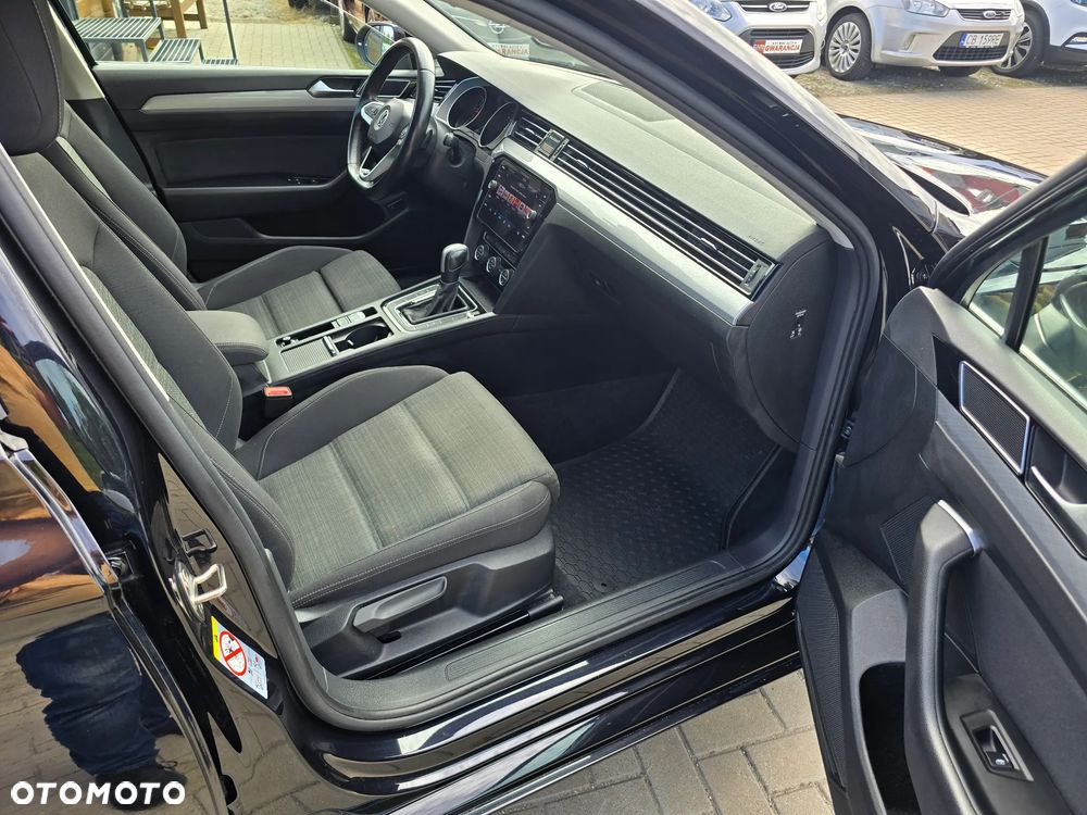 Volkswagen Passat Variant - 12