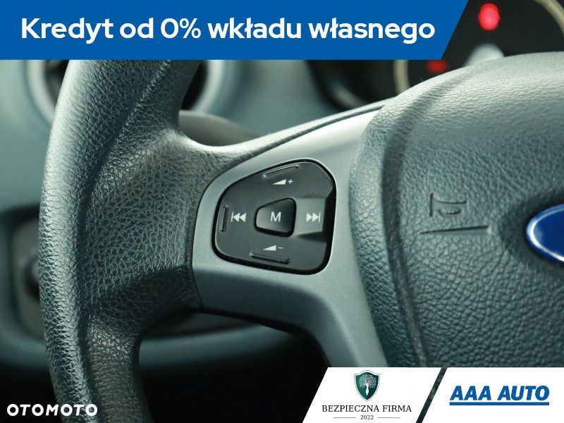 Ford Fiesta - 13