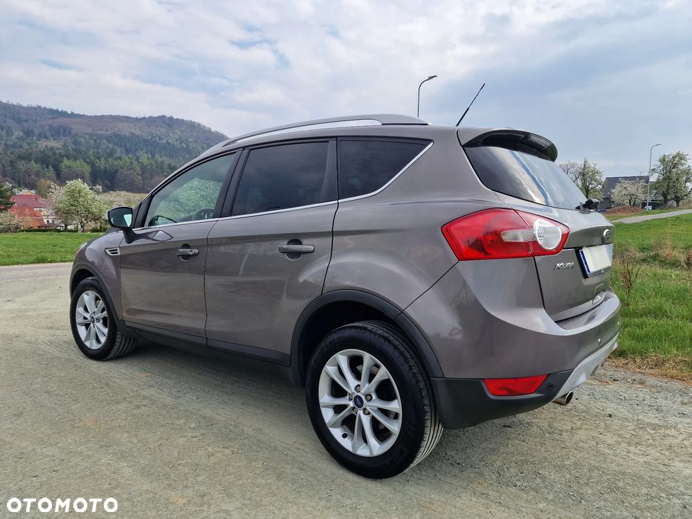 Ford Kuga 2.0 TDCi 4x4 Titanium - 3