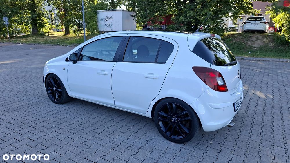 Opel Corsa 1.4 16V Color Edition - 12