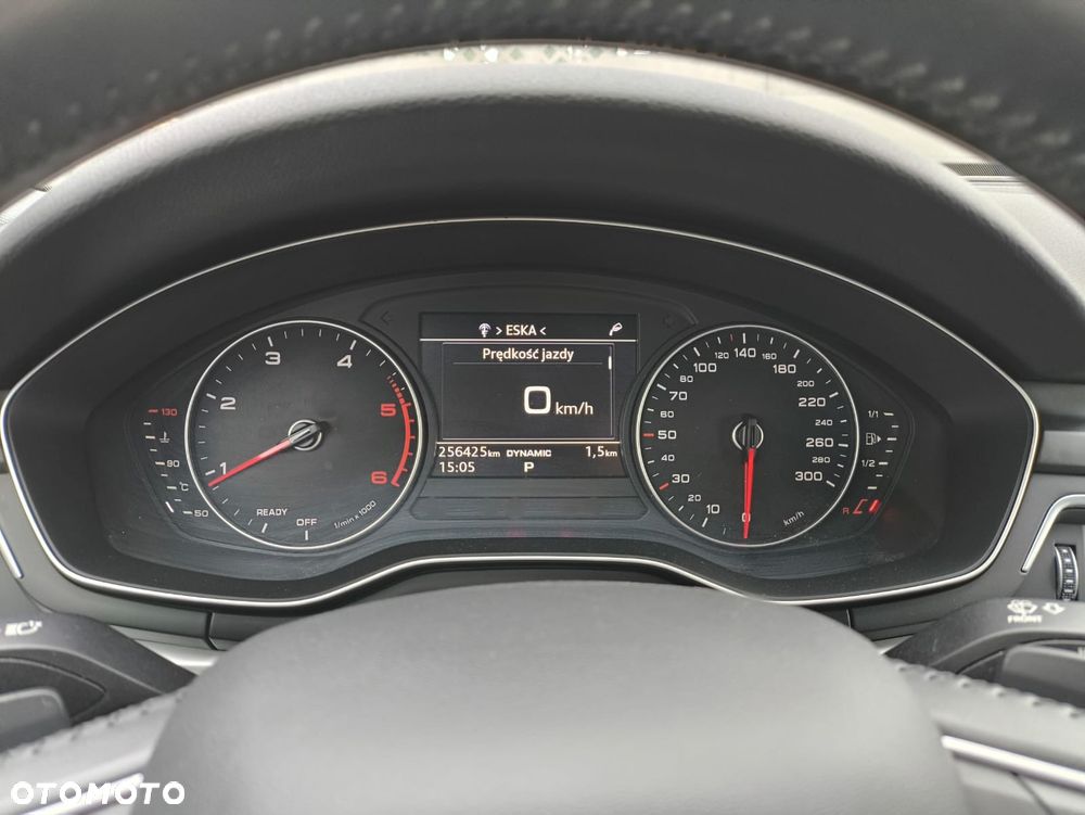 Audi A4 Limousine 35 TDI S tronic design - 28
