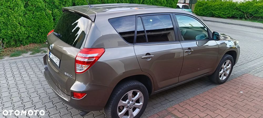 Toyota RAV4 2.2 D-4D Premium - 5