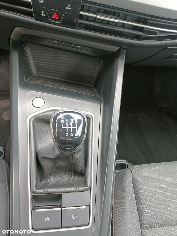 Volkswagen Golf - 16