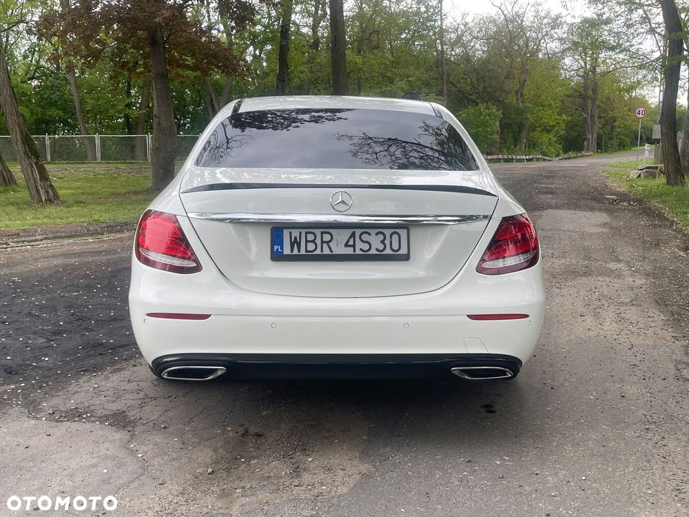 Mercedes-Benz Klasa E 220 d 9G-TRONIC - 9