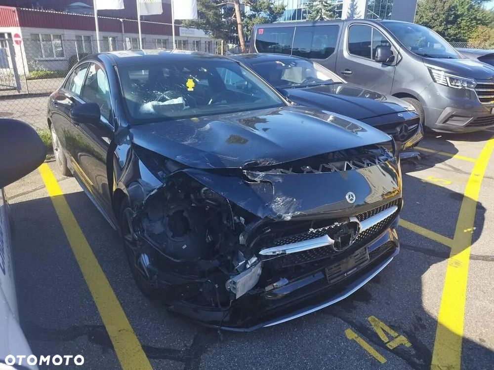 Mercedes-Benz CLA 200 AMG Line 7G-DCT - 9