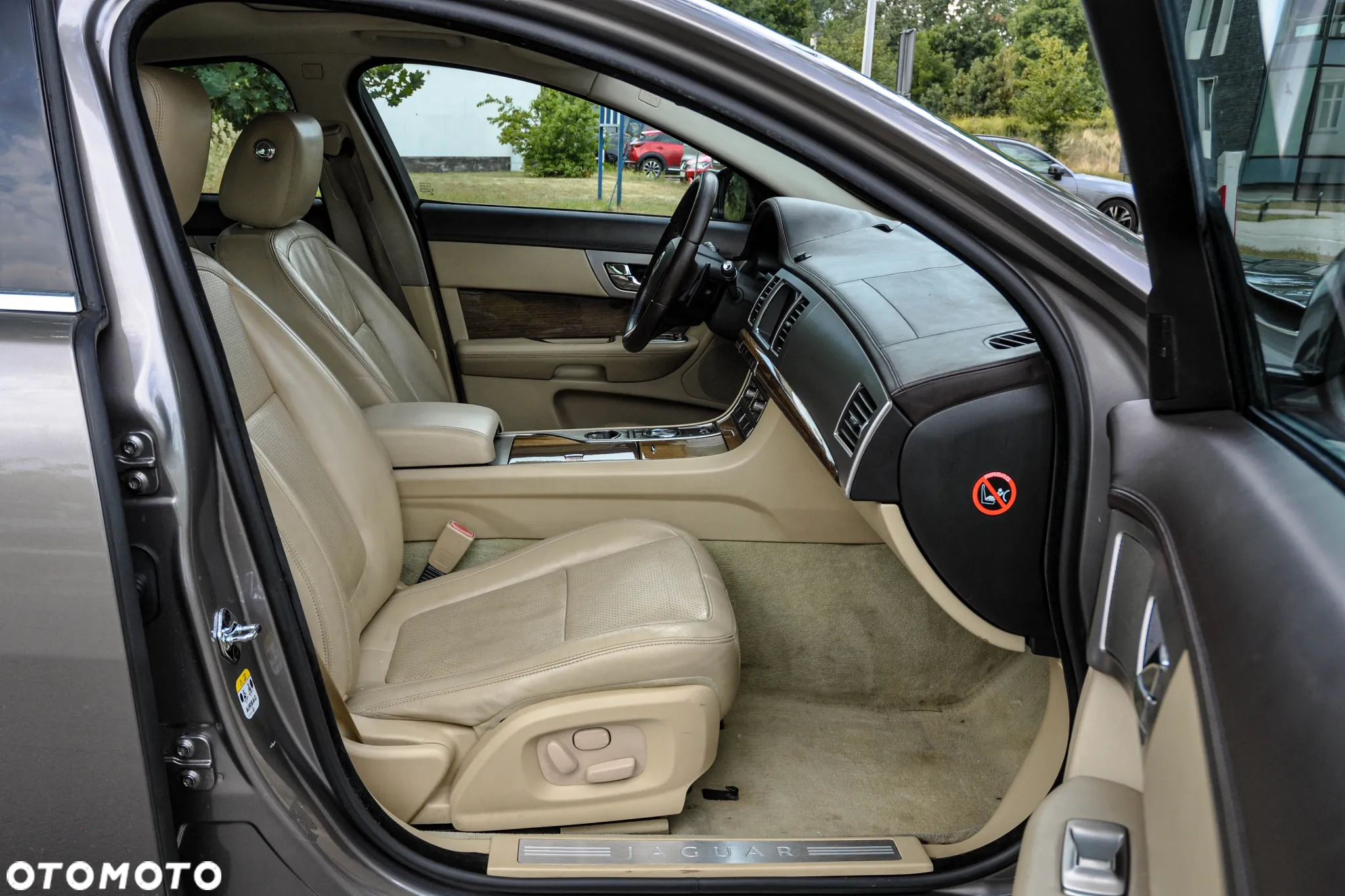 Jaguar XF 3.0 V6 D S Premium Luxury - 12