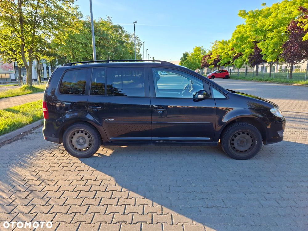 Volkswagen Touran 1.6 Trendline - 8