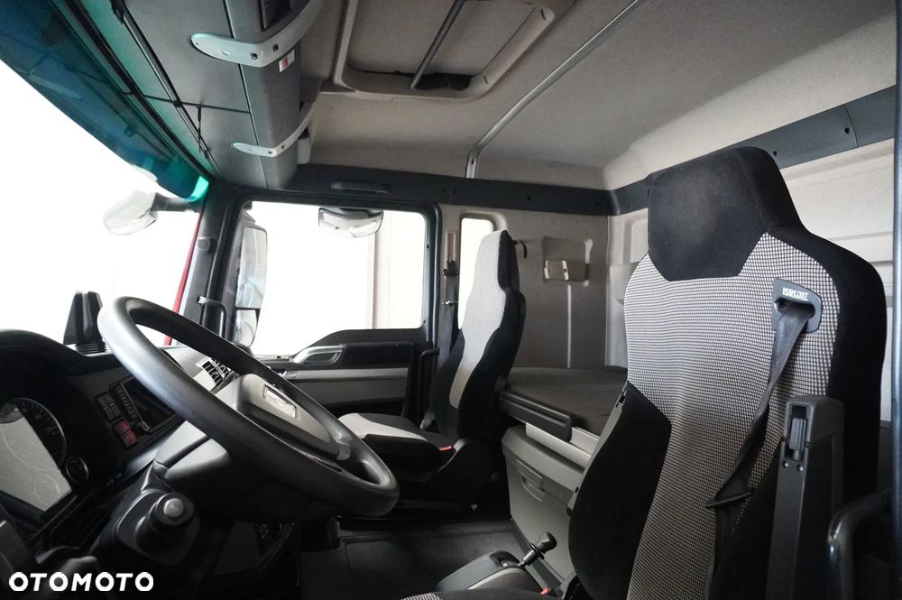 MAN TGX 33.640 6x4 / DMC 70000 kg / 280 tys. km - 16